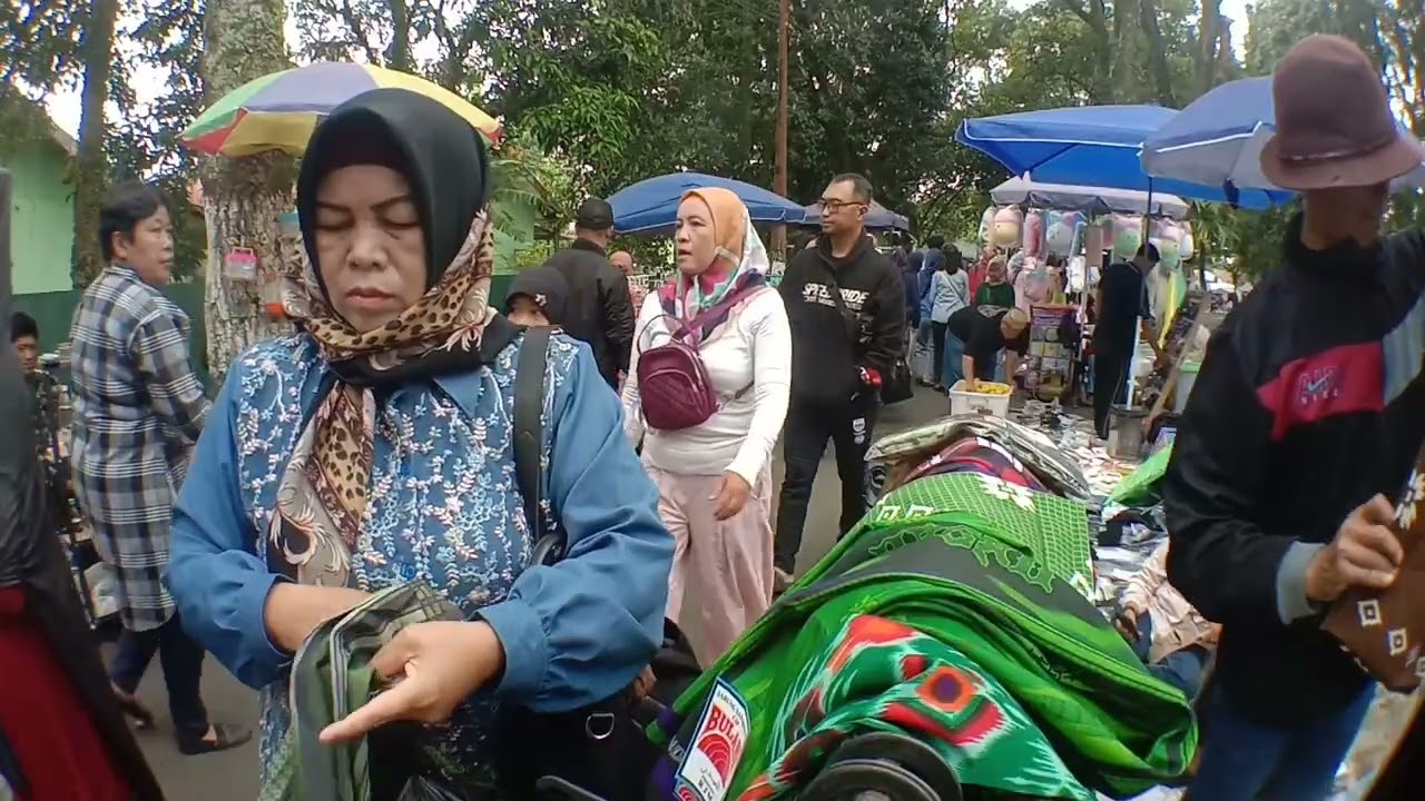 @JUALAN sarung dihari minggu