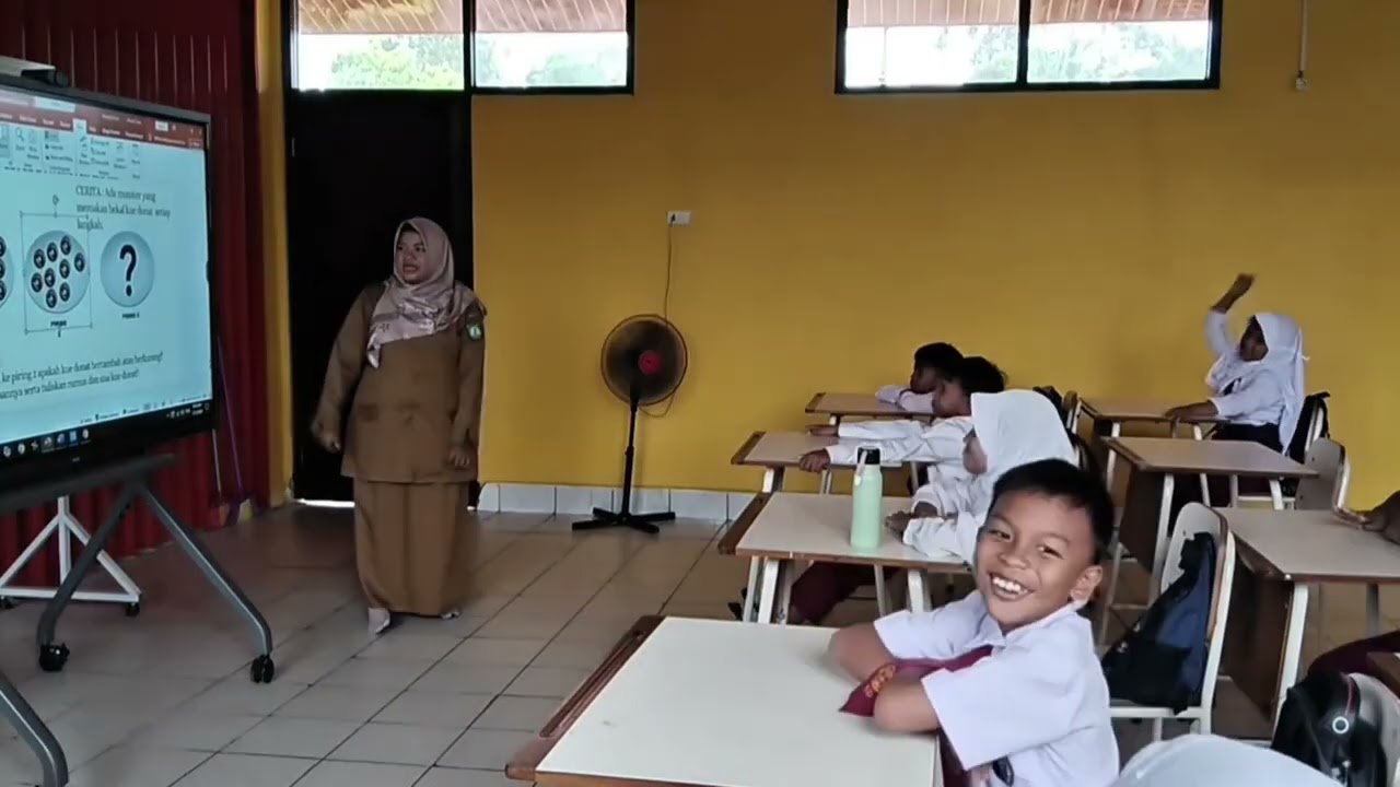 Pembelajaran Digitalisasi Pola Gambar Kelas IV Melda Kurniasih, S Pd    SD Negeri 25 Manggar
