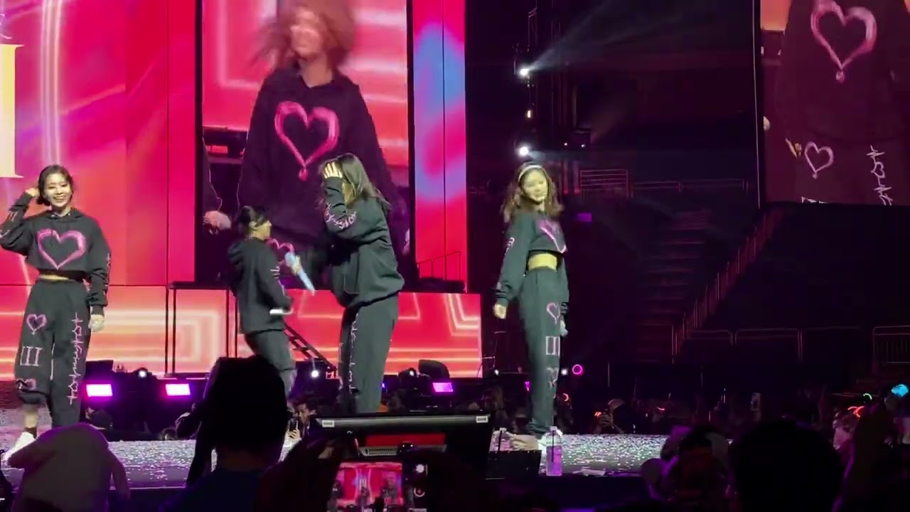 TWICE Rollin’ Encore UBS arena 22722