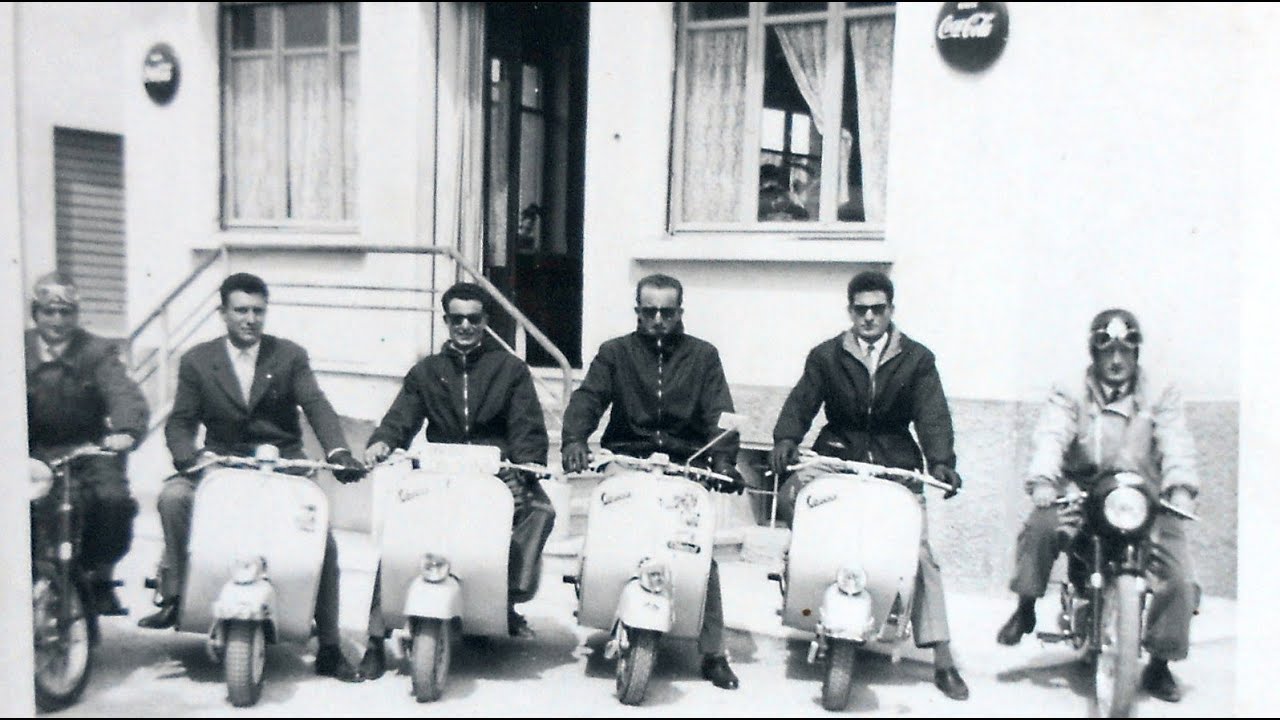 Demetrio Feltrin e i ragazzi di S.Angelo-Treviso in Vespa e Gilera a Pianezze-Valdobbiadene (1954)