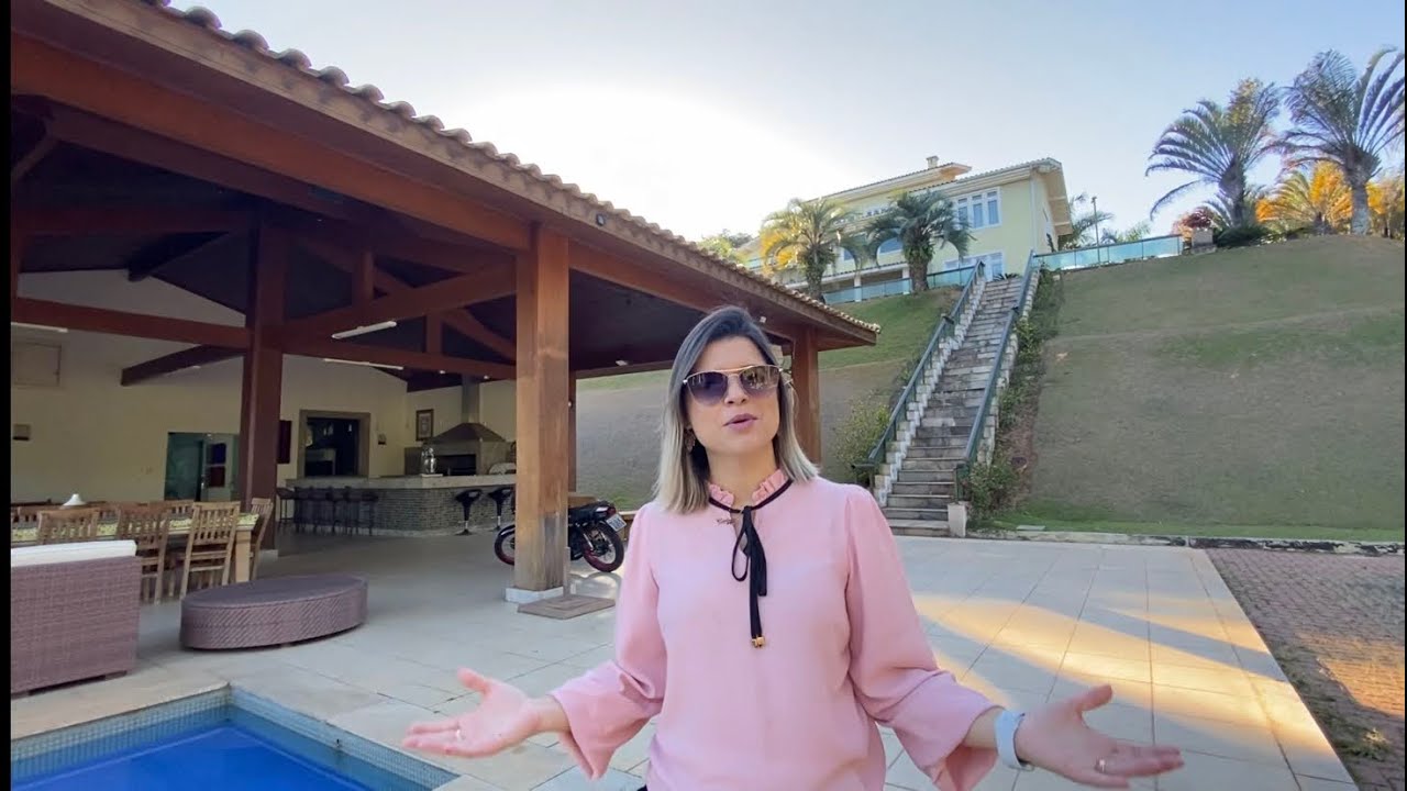 **VENDIDO**Mansão no Condomínio Nossa Fazenda em Esmeraldas  MG!