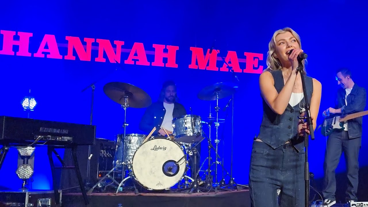 Hannah Mae - Waterdicht - Wat wil je van mij - Oosterpoort Groningen vrijdag 21 februari 2025 21.59