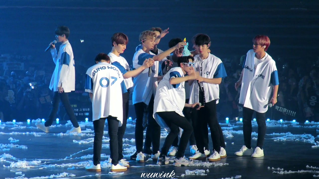 180825  WANNA ONE WORLD TOUR in TAIPEI   Twilight  박지훈  옹성우