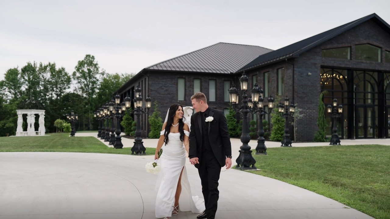 A Romantic Wedding at Glass on Enchanted Acres | Tricia & Travis