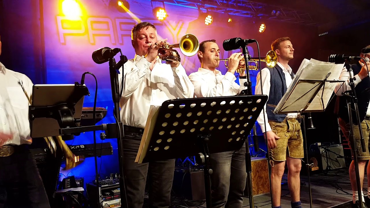 Traisener Musikfestival  Polka von der Gruppe 'Auf der Hütt'n