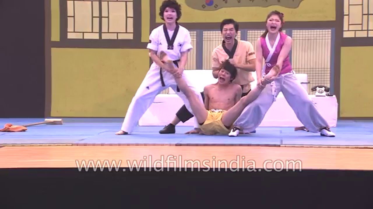 Martial arts comic performers JUMP from Korea