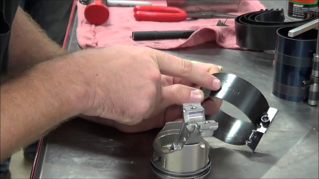 GCV Assembly   02 Piston & Connecting Rod #how2wrench