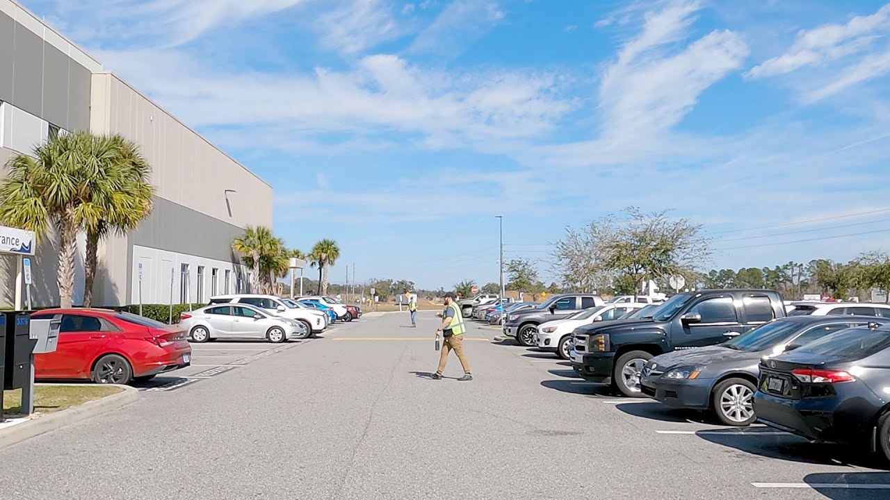 Ocala is slightly less busy these days. #aroundocala #iceraids #ocala