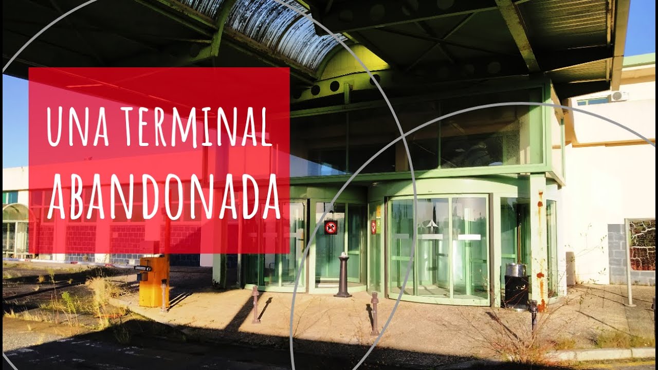 ⚠️ AEROPUERTO de SANTIAGO: una terminal abandonada  ✈️