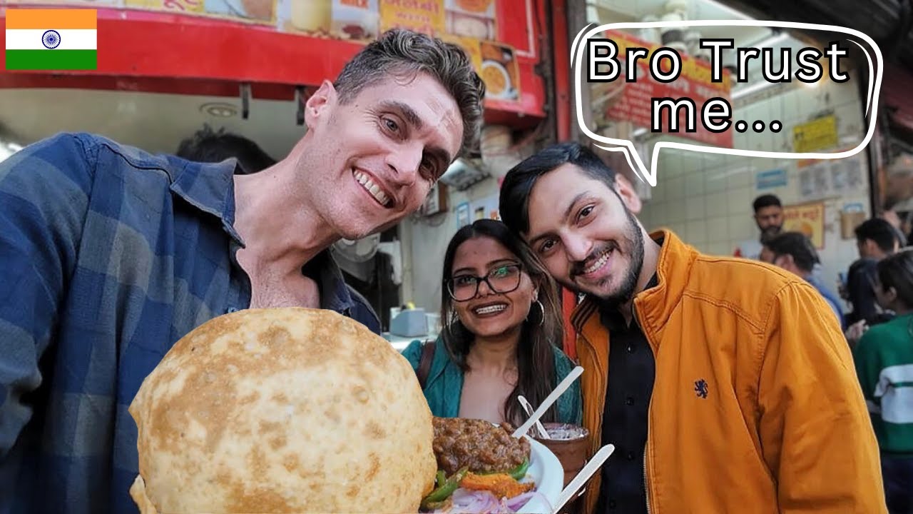 Eating Whatever My Indian Friends Tell Me (Delhi, India)🇮🇳