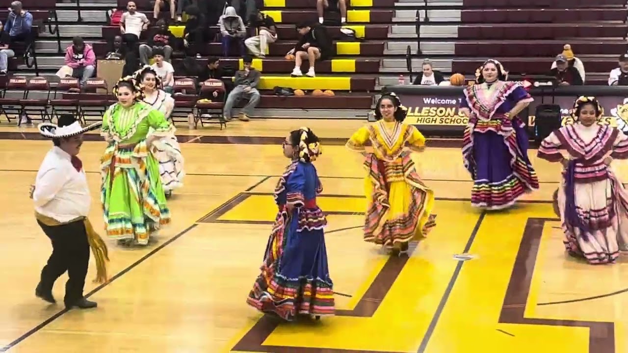 BFTUHS El Jaliscience Halftime Show TUHS Boys Basketball 2025