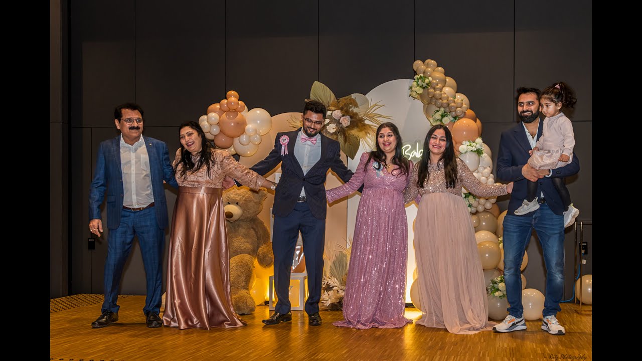 Baby Shower Family Dance | Aye Dil Laya Hai Bahar | Kya Kehna