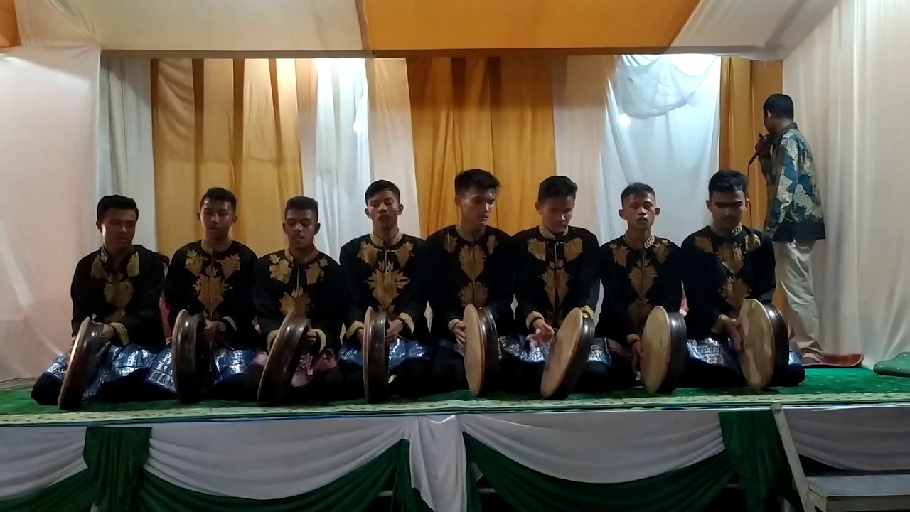 Rapai pulot geurimpheng sanggar seni lonceng Aceh
