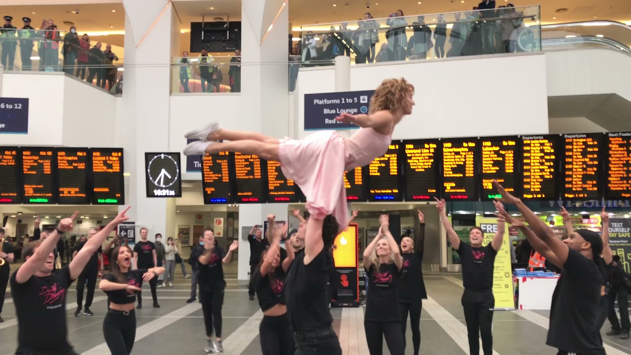 Dirty Dancing | Flash Mob at Birmingham New Street