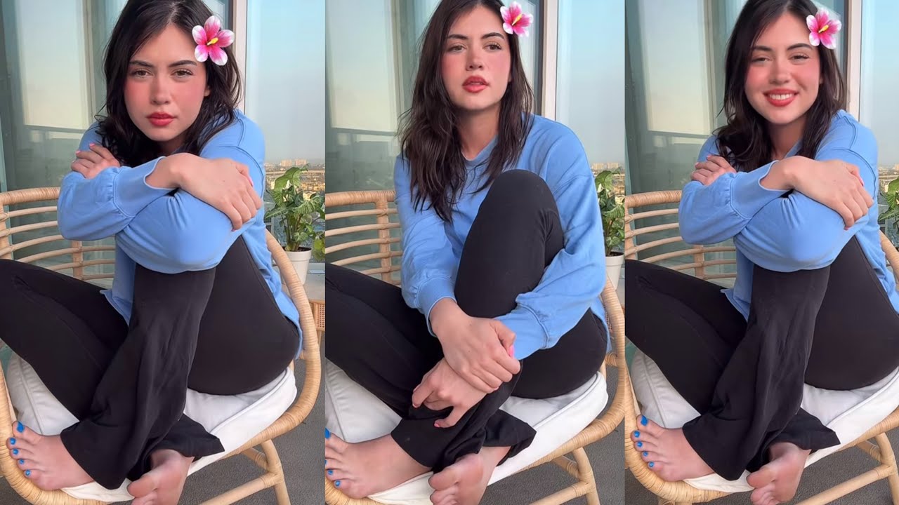 Beautiful blue lady Feet soles 