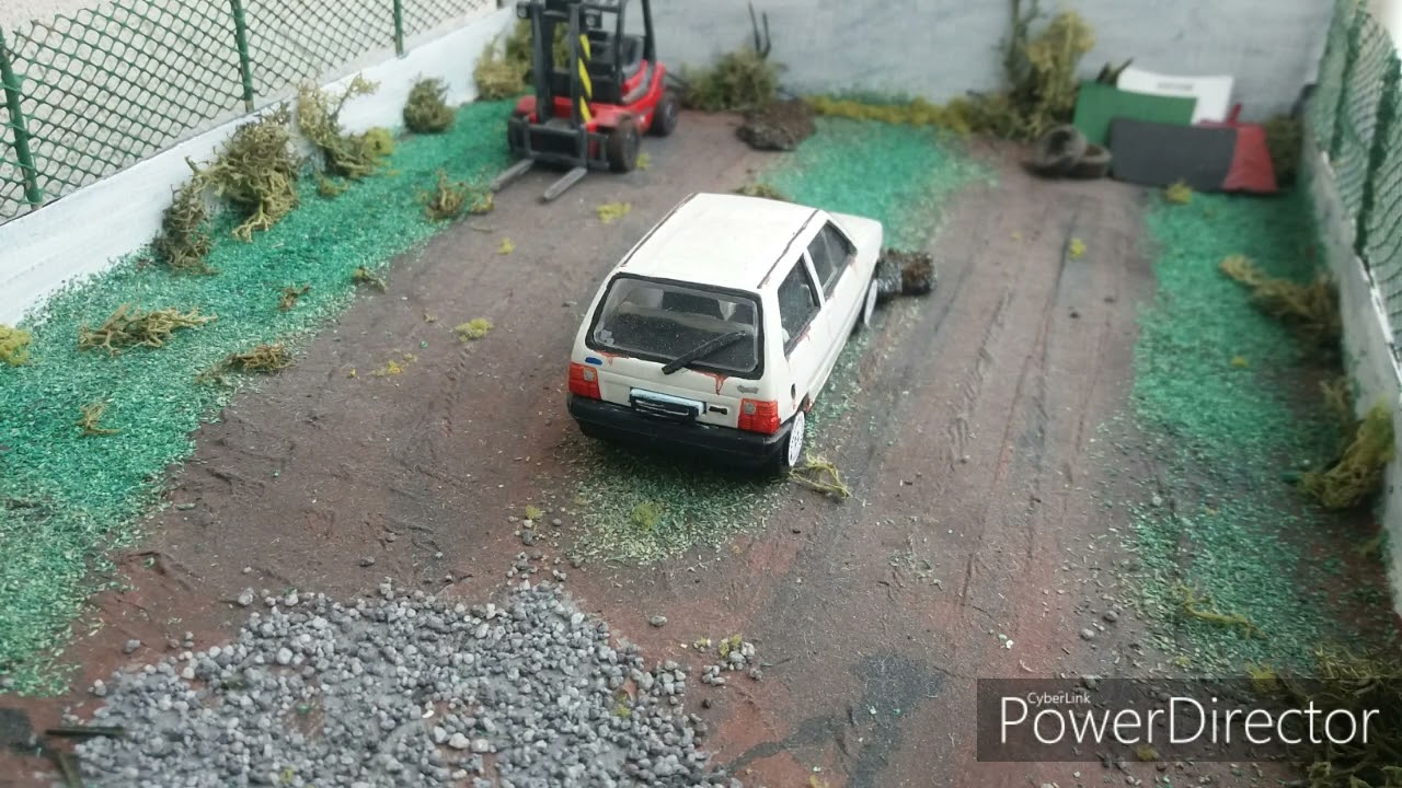 Modellino FIAT UNO 60 (abbandonata)