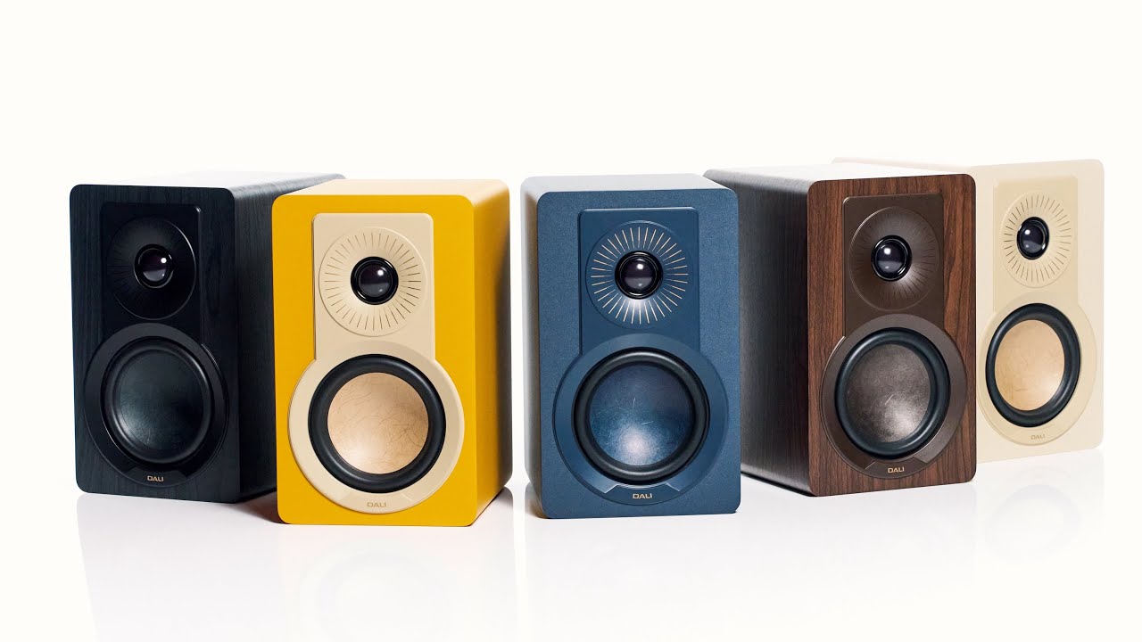 Living Room Lifestyle Sound System with WiiM Amp Ultra, DALI KUPID and WiiM Sub Pro