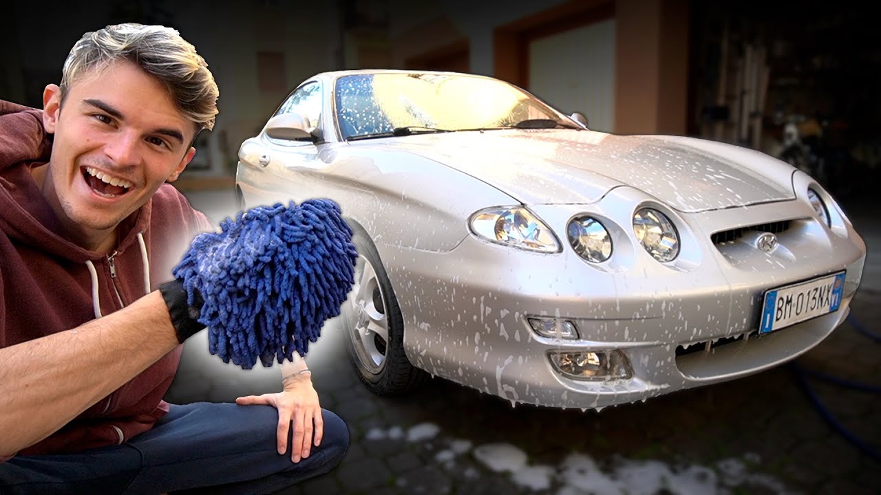 LAVO LA MACCHINA DOPO 3 ANNI! 🚗🚿