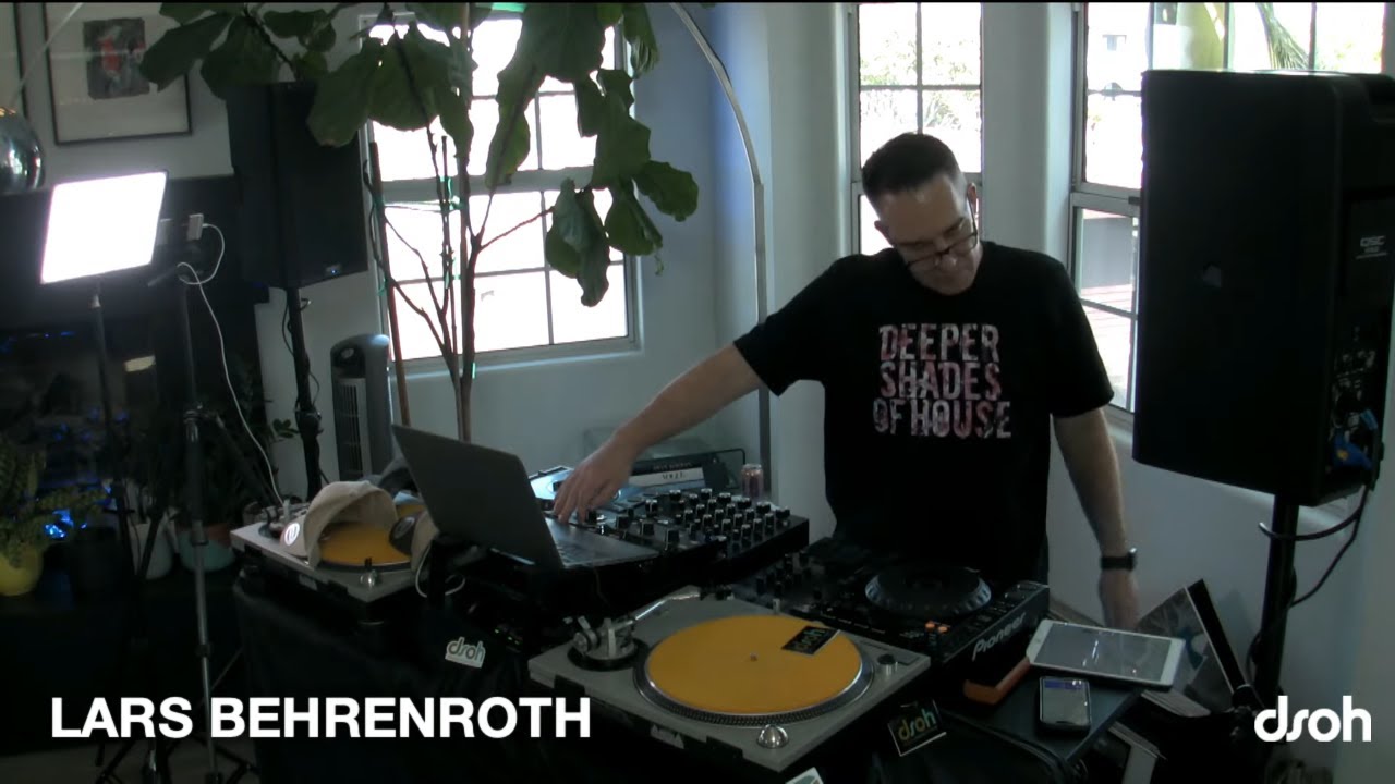 DSOH 854 - Lars Behrenroth DJ mix (Deep House, Dub, Soulful) - Deeper Shades Of House