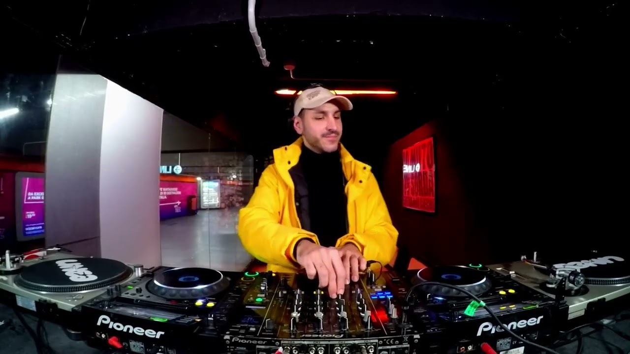 VINCENT TRUPPO › LINEA • 17.01.2026