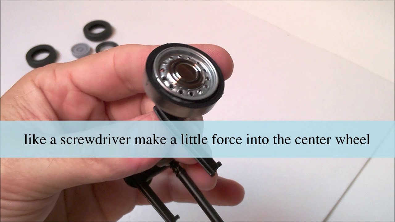 The Secret to remove Autoart  wheels  Alfa Romeo 1750 1/18 Scale