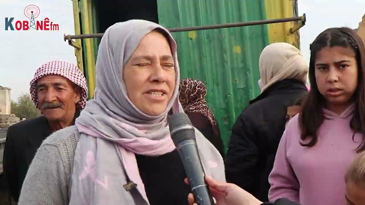 أهالي قرية 