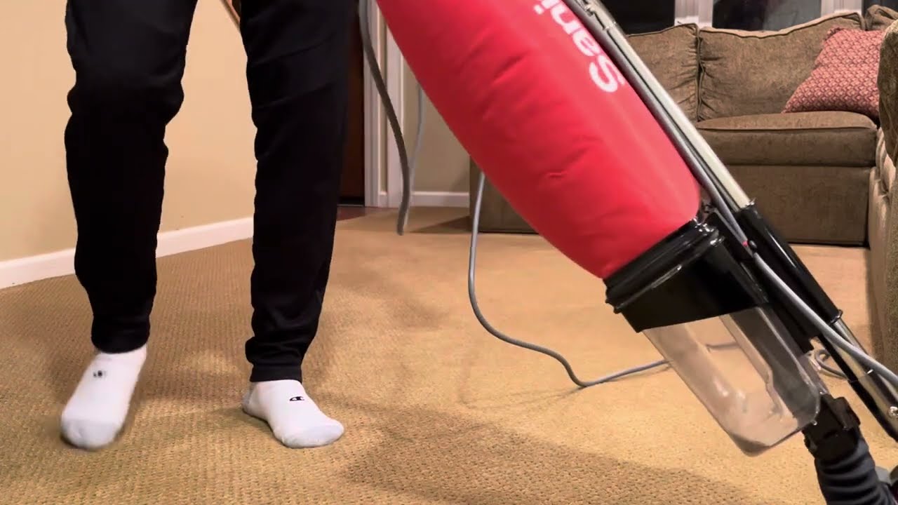 SANITAIRE Vacuum Cleaner.  Quick Den Cleaning.  ASMR