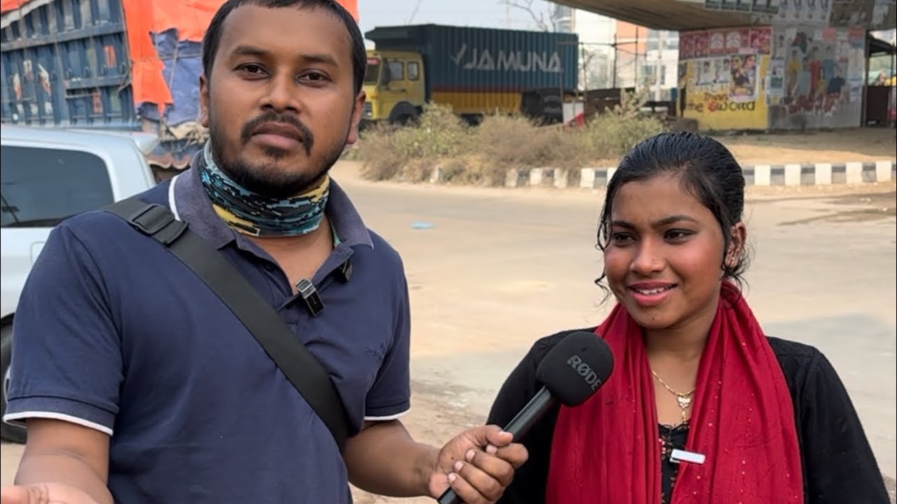 এই মেয়েটি অনেক উচ্চশিক্ষিত