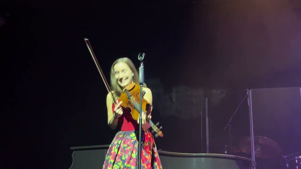 Sanah @ Town Hall NYC