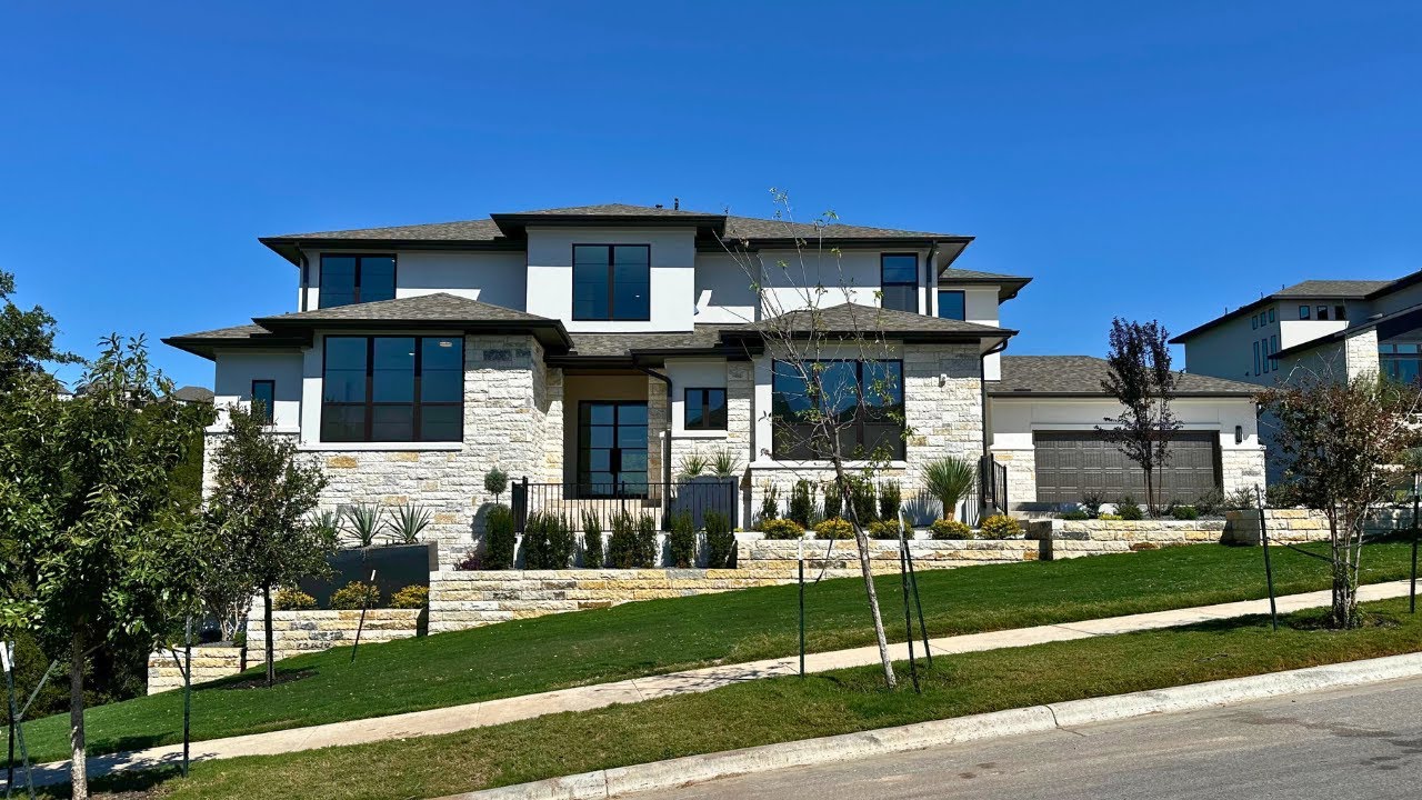Dream Home Alert! Stunning Views and Modern Design | Grantley II by Drees in Travisso