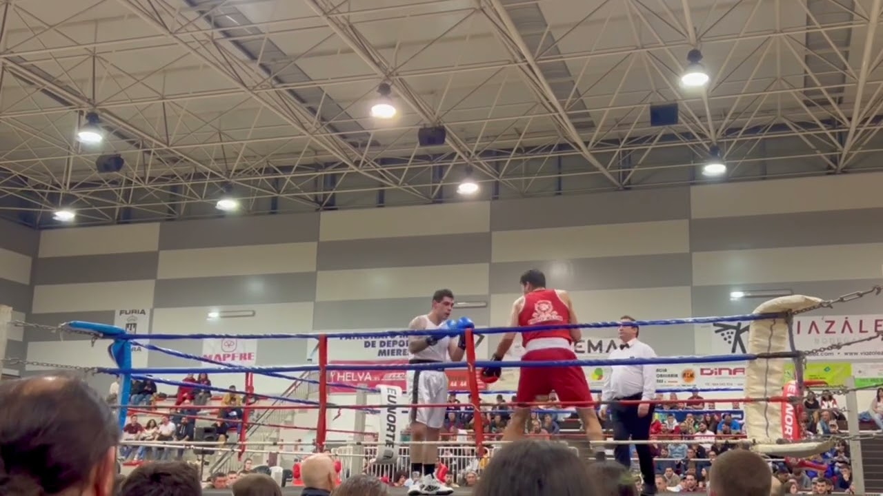 Combate Diego Barreiro vs John Rainieri