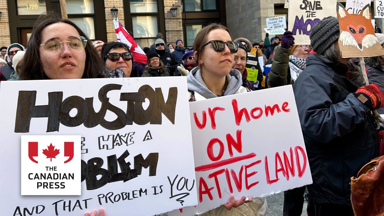 Hundreds protest N.S. budget cuts