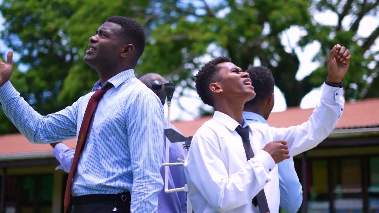 Ligamuni e Dodo Mai by Navitomi Advent Singers