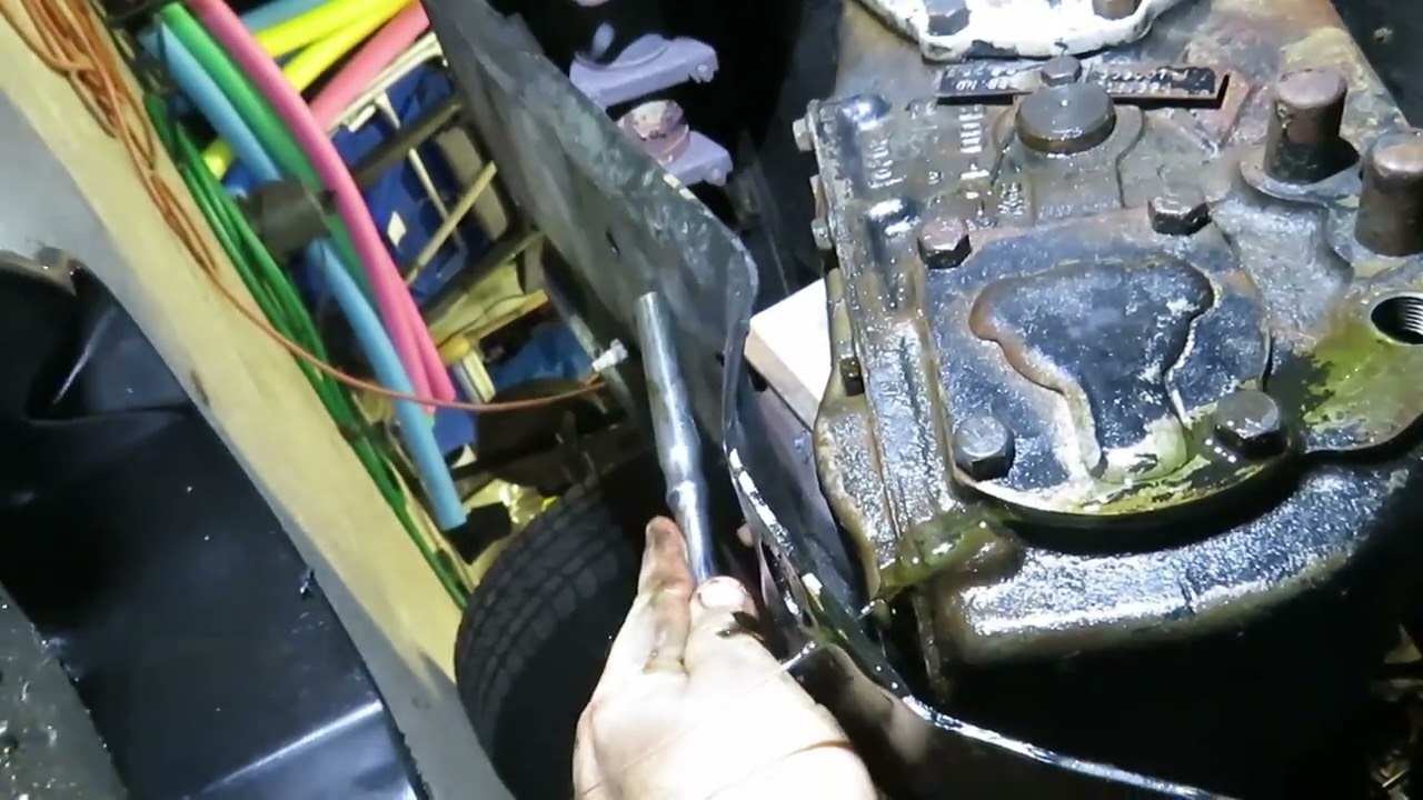 CJ7 Jeep Dana 300 Замена жидкости в раздаточной коробке