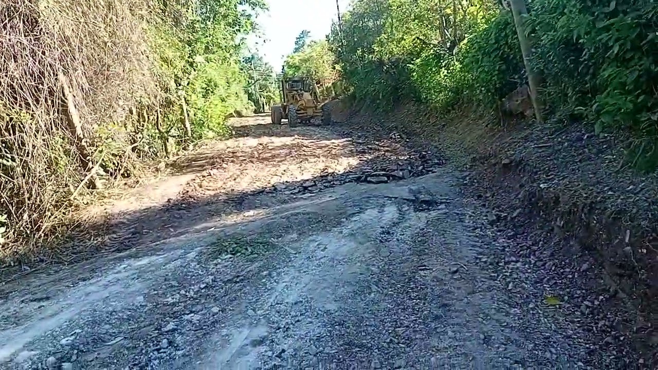 WORK RECONSTRUCTION IN MY COMMUNITY. 