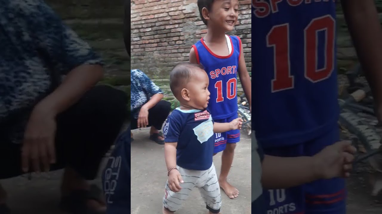 Di temenin malah kabur dede maheer nya😂 video lanjutan main bola
