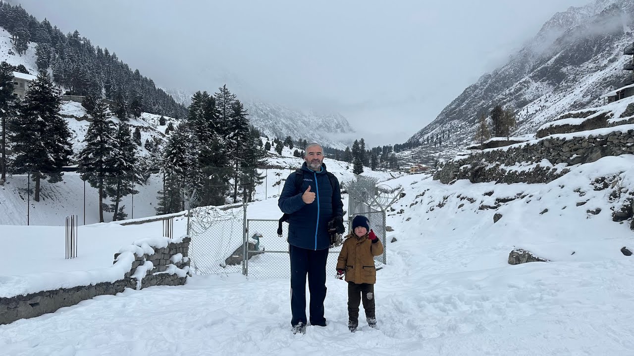 Lifetime Ultimate Live Snowfall experience at Naltar Valley | Travelling Dude |