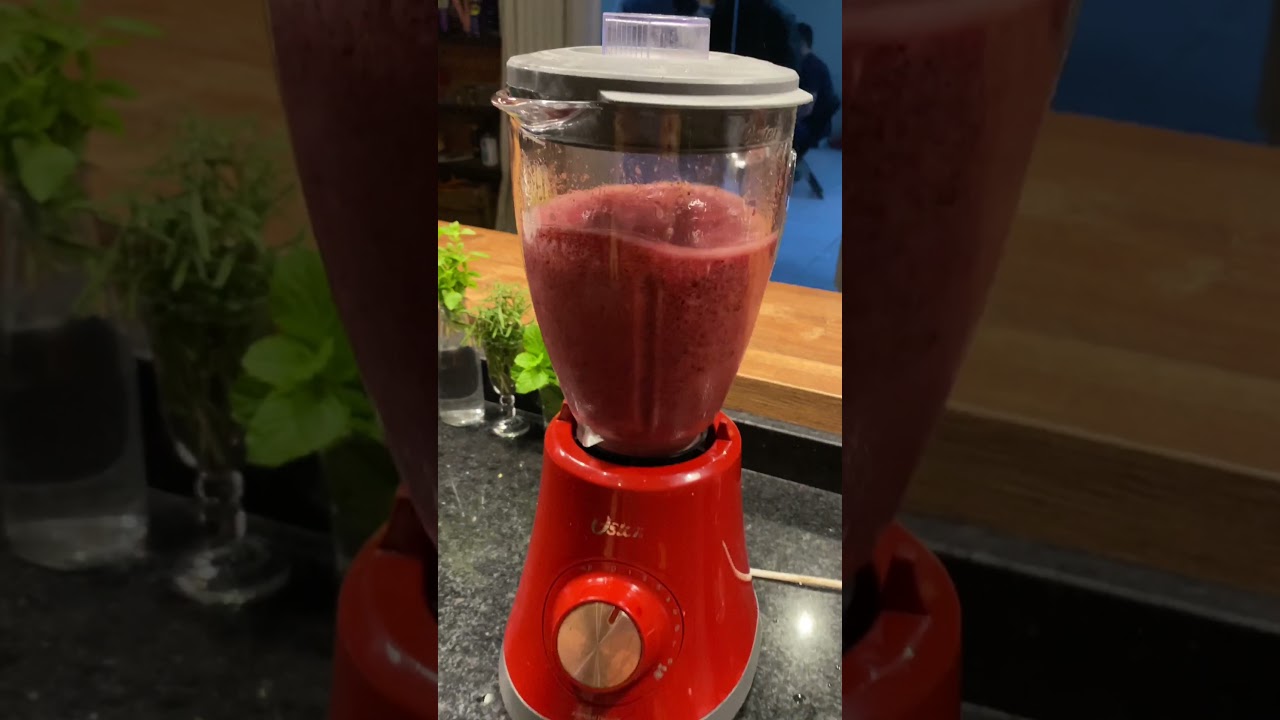 Caipivinho Fronzen??? a melhor receita para um dia quente de ver&atilde;o! 🔥🍸