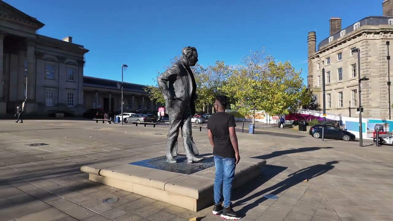 Huddersfield New Street town centre (walk) 3 Nov 23