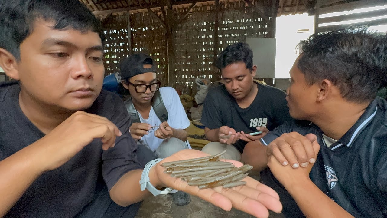 KE TUBAN DATANGI PROSES PEMBUATAN AMPO ! - MAKANAN KHAS TUBAN YANG TERBUAT MURNI DARI TANAH LIAT ! 🤤