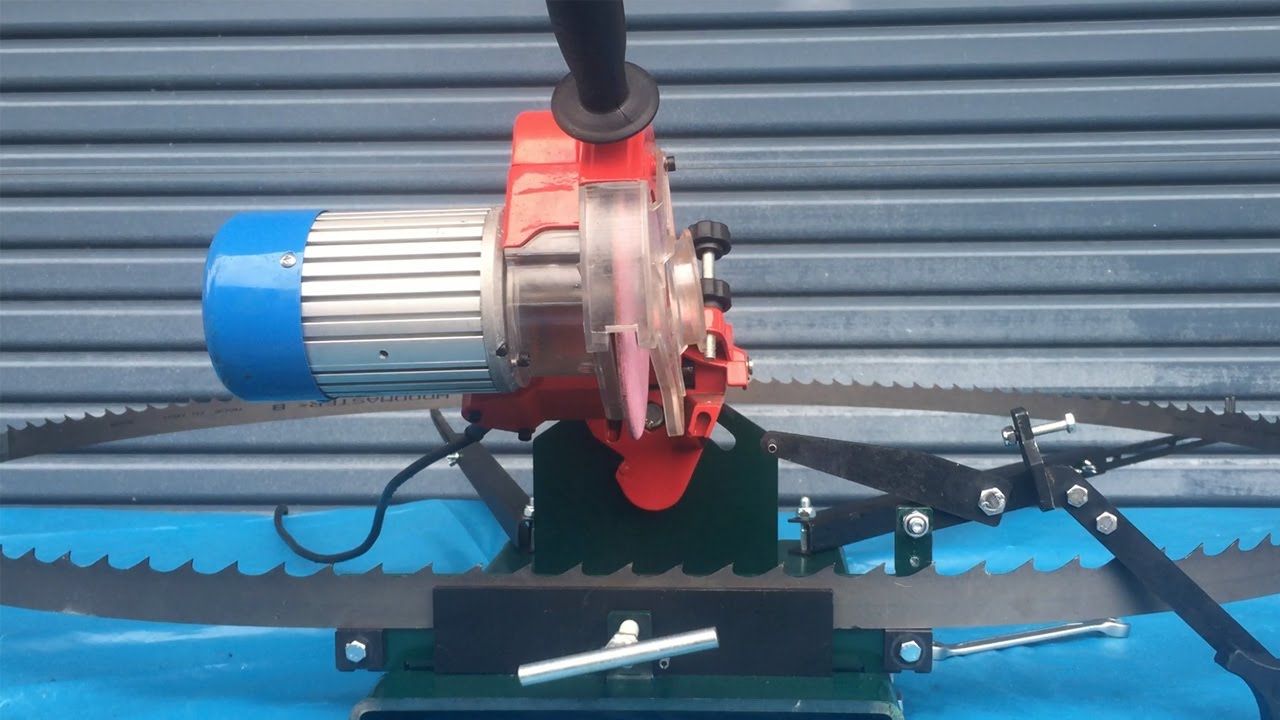 Portable sawmill How to assemble, calibrate and use the Hardwood Mills blade sharpener