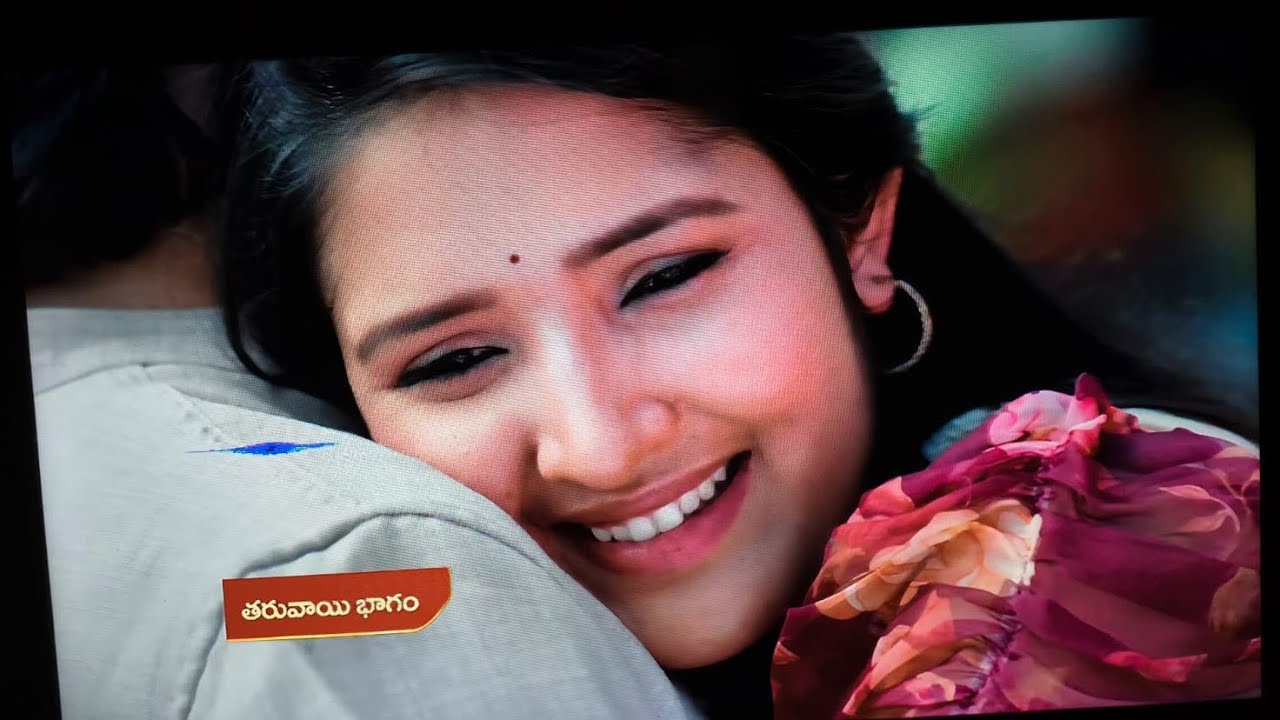 చందనం ముందే సాకేతిని కౌగిలించుకున్న మైథిలి