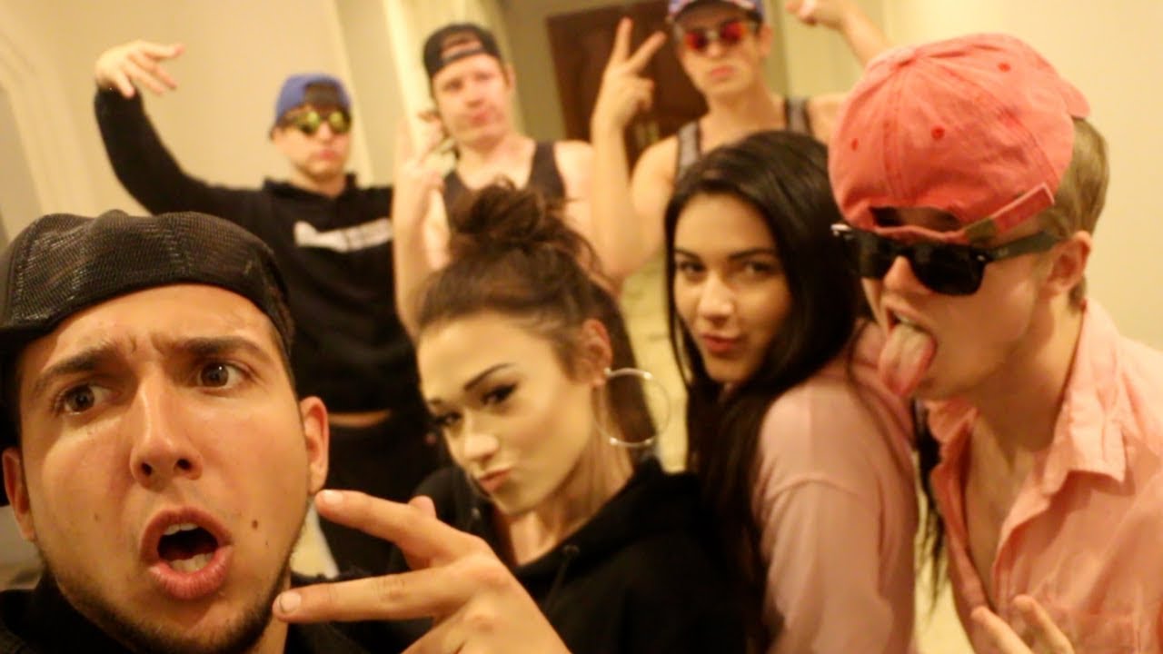 FAM 5 PICKING UP GIRLS!!