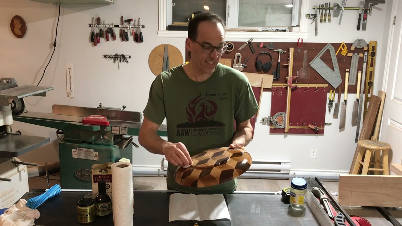 Comment huiler une planche à couper ou un bol en bois