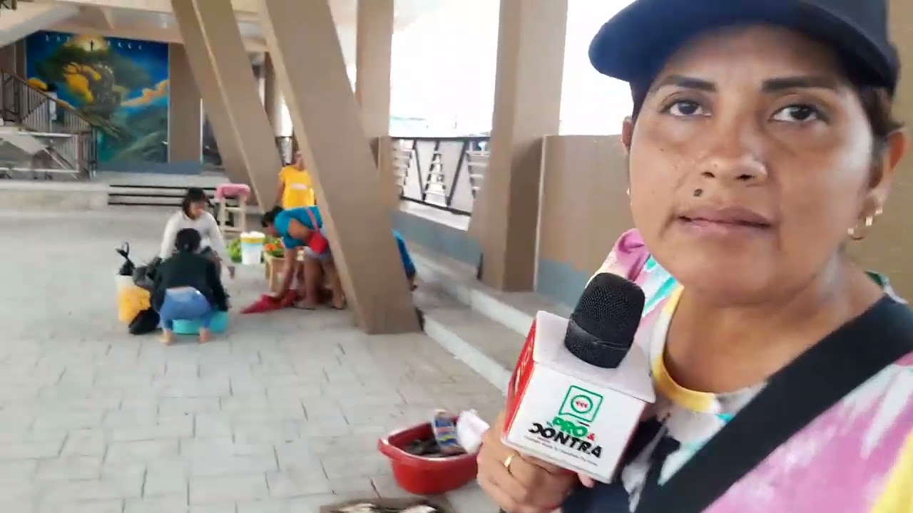 vendedores del sótano de la marina turística no vendían nada y hoy salieron.