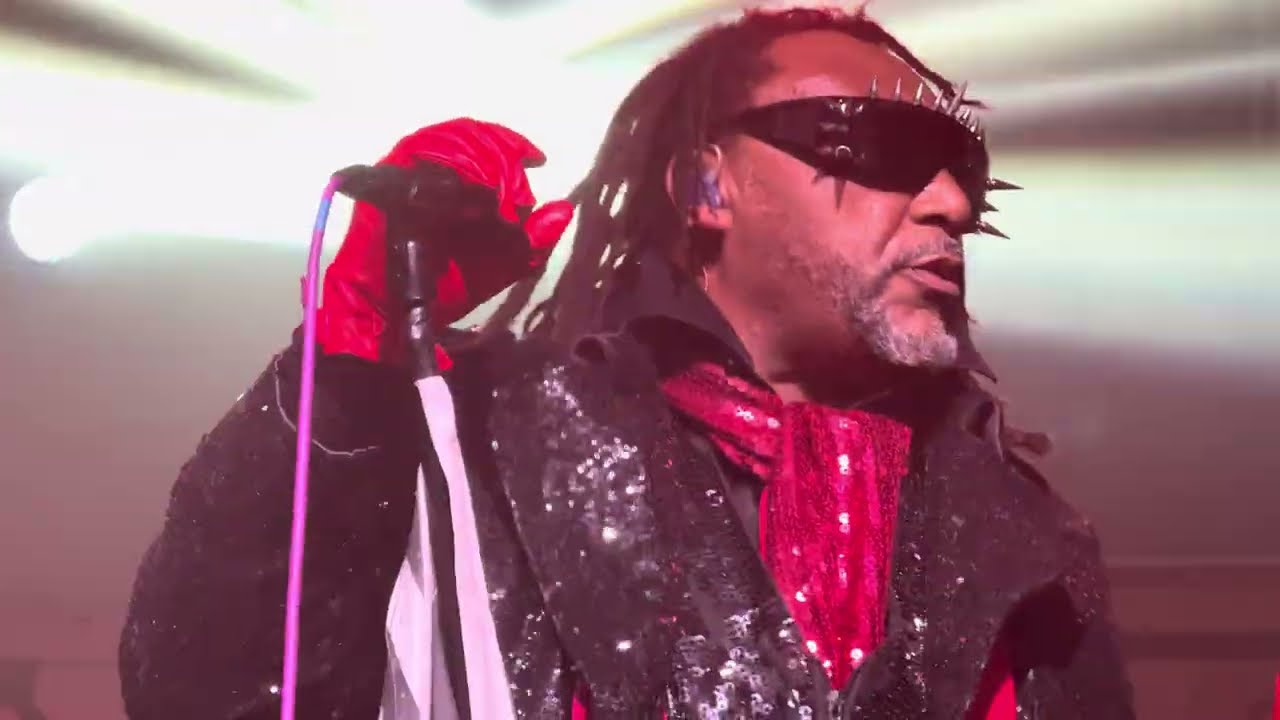 Skindred - Set Fazers LIVE at the Cheese & Grain, Frome 24.10.25