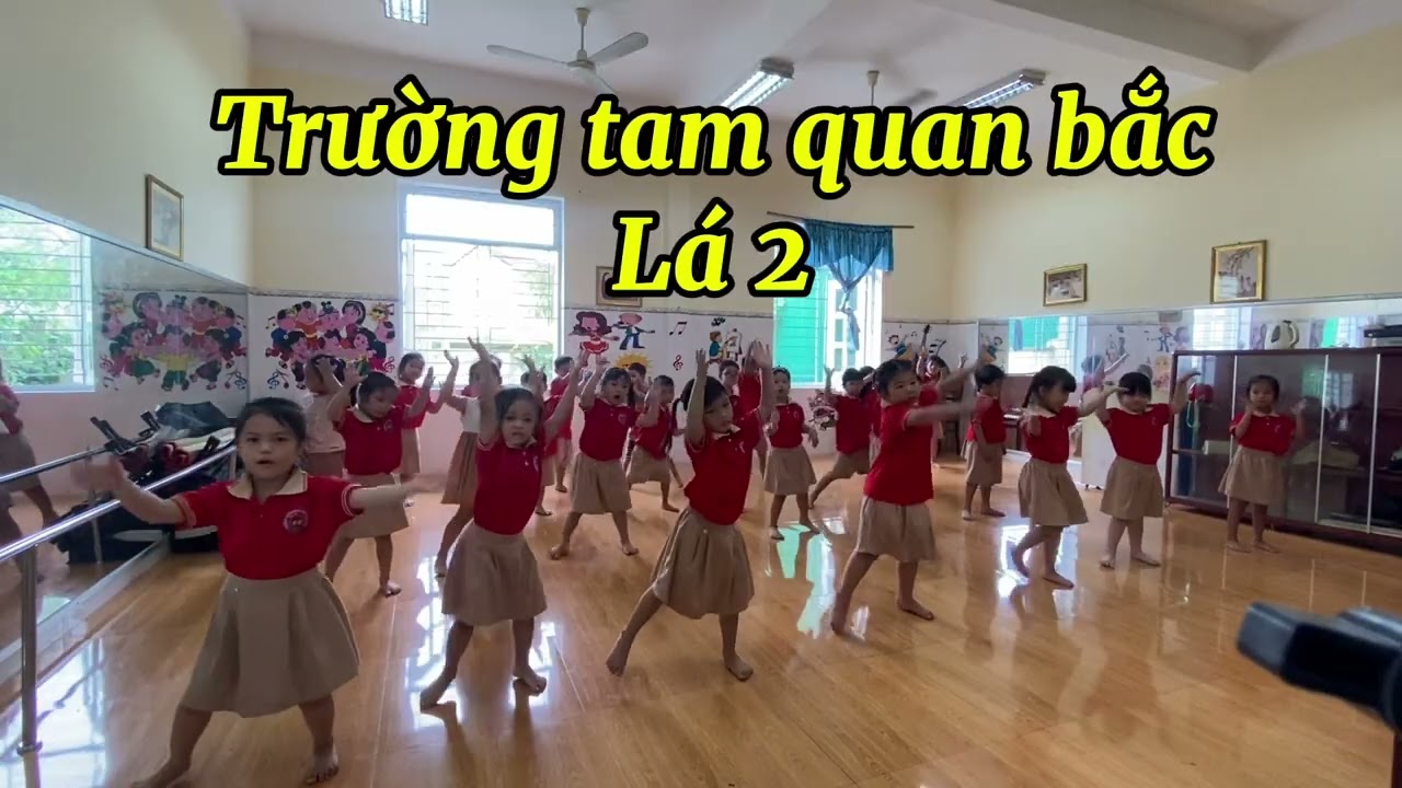 Ông trăng mỉm cười mầm non