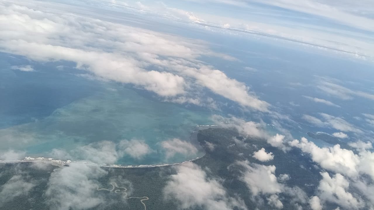 Pop Papua- DI BAWAH LANGIT PAPUA  Cipt. Mervin Komber 