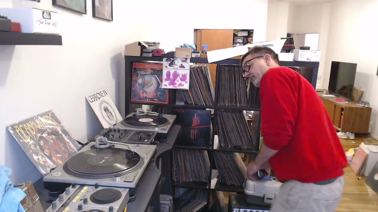 Lunch Breaks all vinyl dance and disco classics live stream 10/13/25