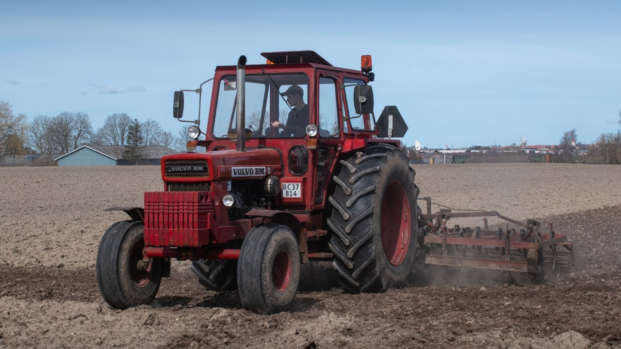 Volvo BM 800 with turbo w/ 4.5 meters Cultivator